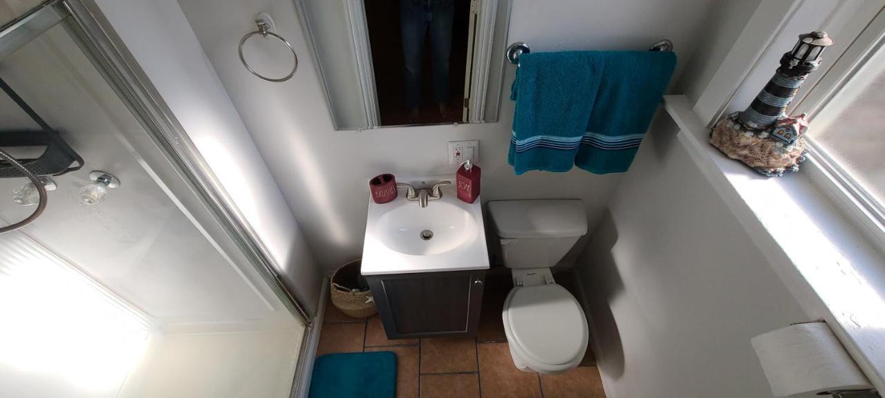 Cozy 1 Bedroom, 1 Min From Irving Park Blue Line, Free Parking Chicago Bagian luar foto